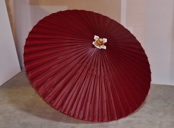 和傘－無地紙蛇の目傘　紅　　開いたところ